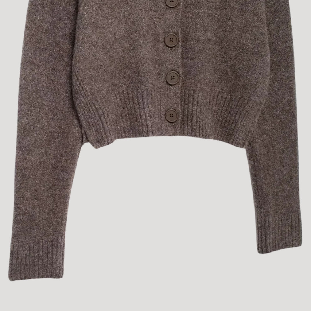 Women’s cropped button-up wool knit cardigan – casual knitwear for layering & smart outfits