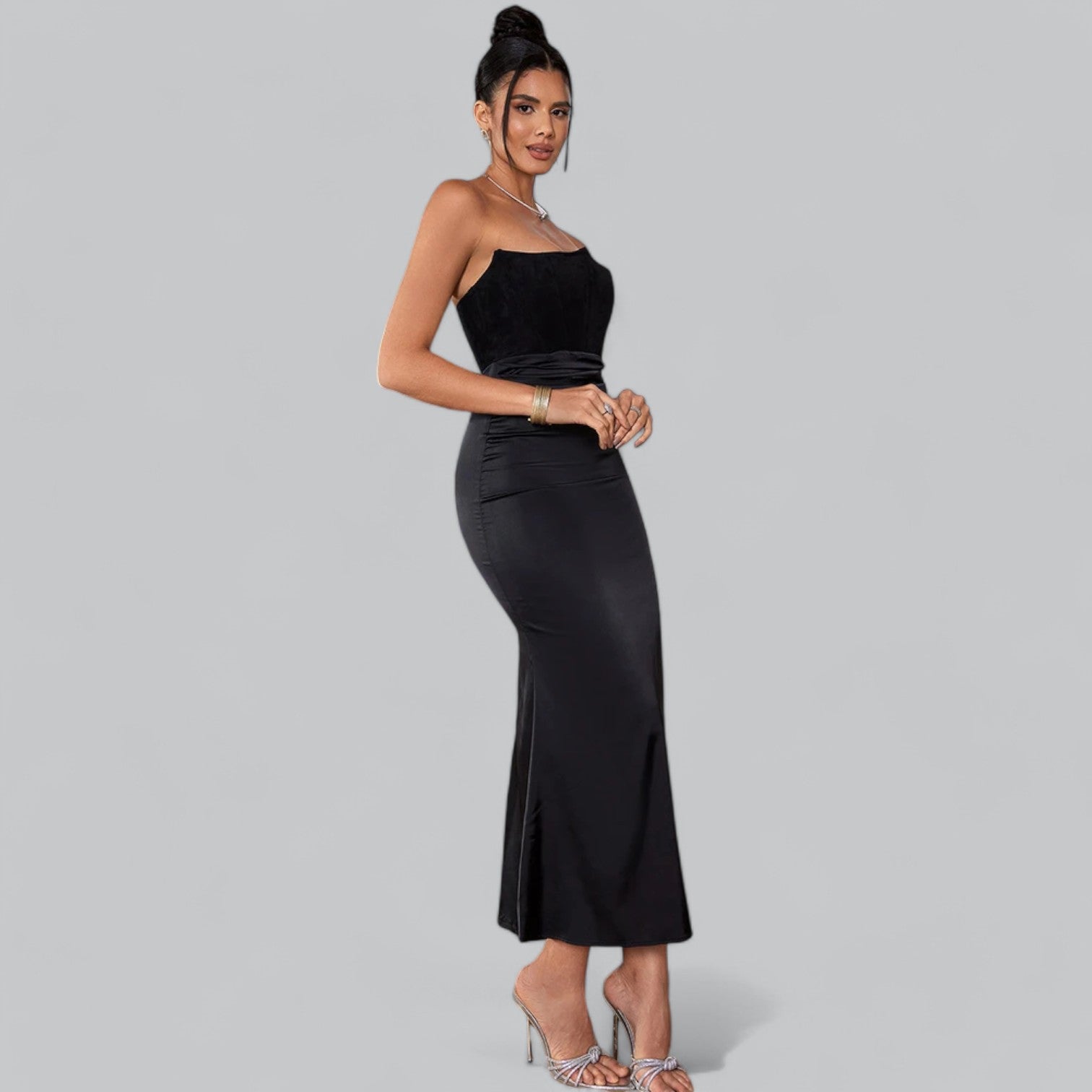Ella | Elegant strapless velvet maxi dress-Cole Clothing-Cole Clothing