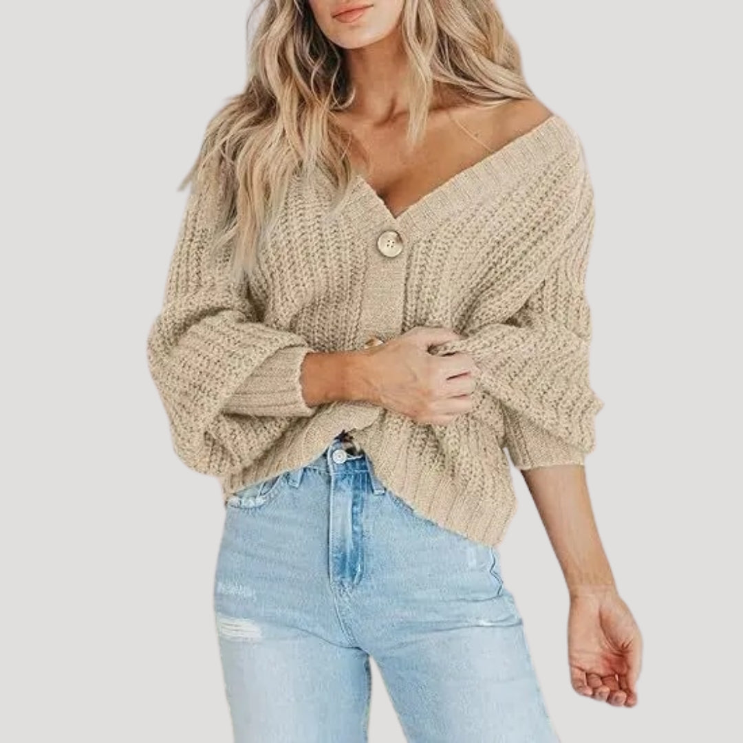 Women’s cropped chunky knit cardigan with button front casual ribbed knitwear