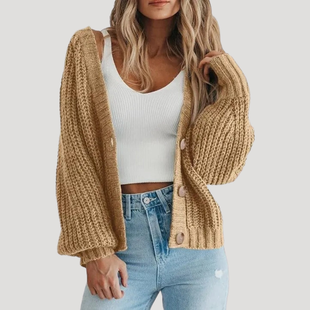Women’s cropped chunky knit cardigan with button front casual ribbed knitwear