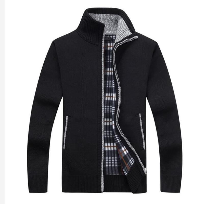 Men’s Velvet Crew-Neck Jumper – Spring Layer