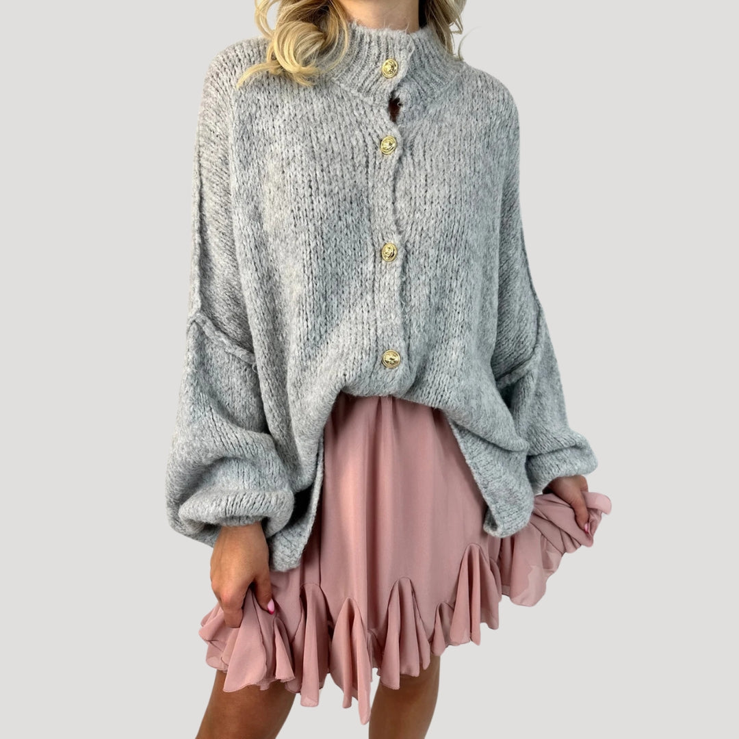Women’s oversized chunky knit cardigan with balloon sleeves