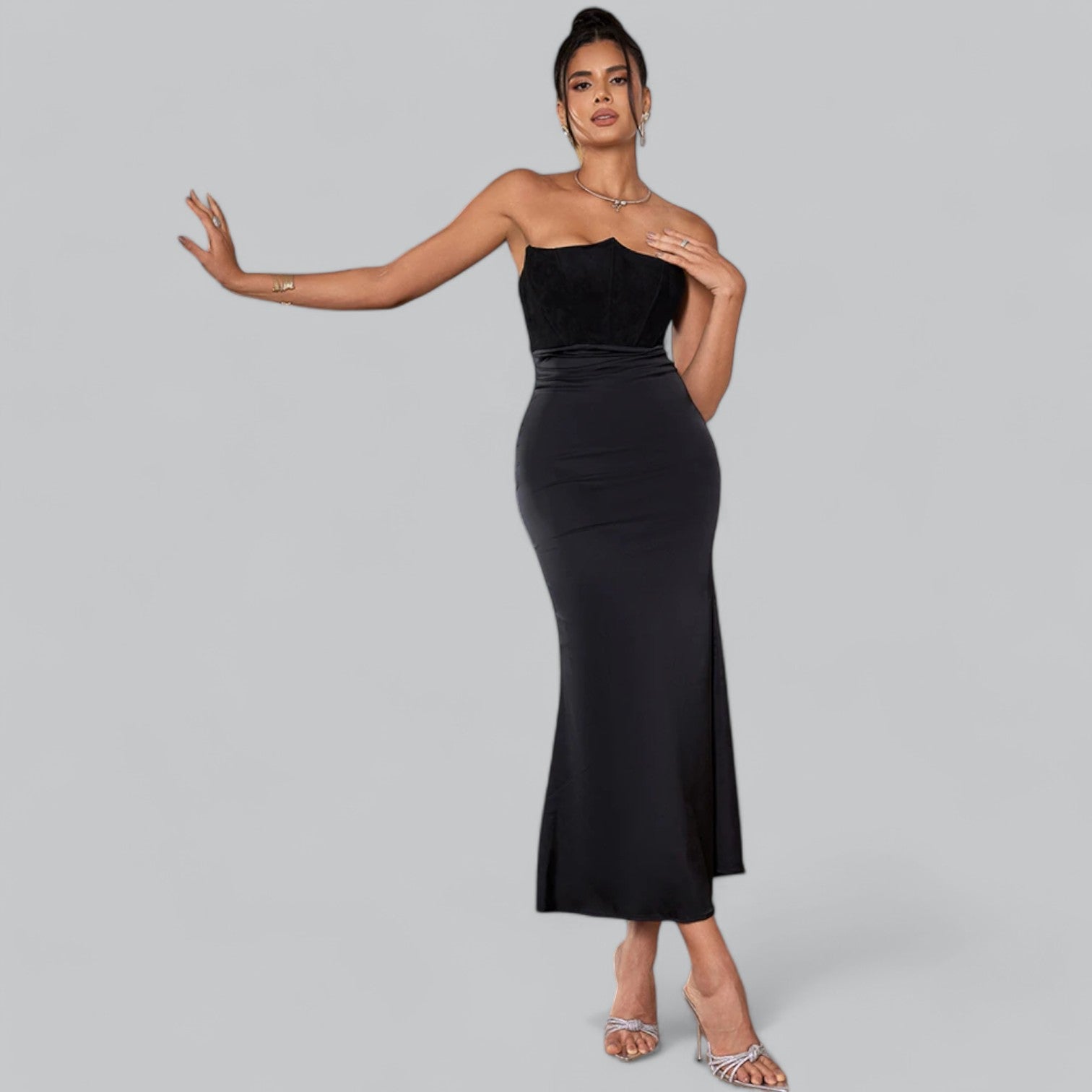 Ella | Elegant strapless velvet maxi dress-Cole Clothing-Black-XS-Cole Clothing