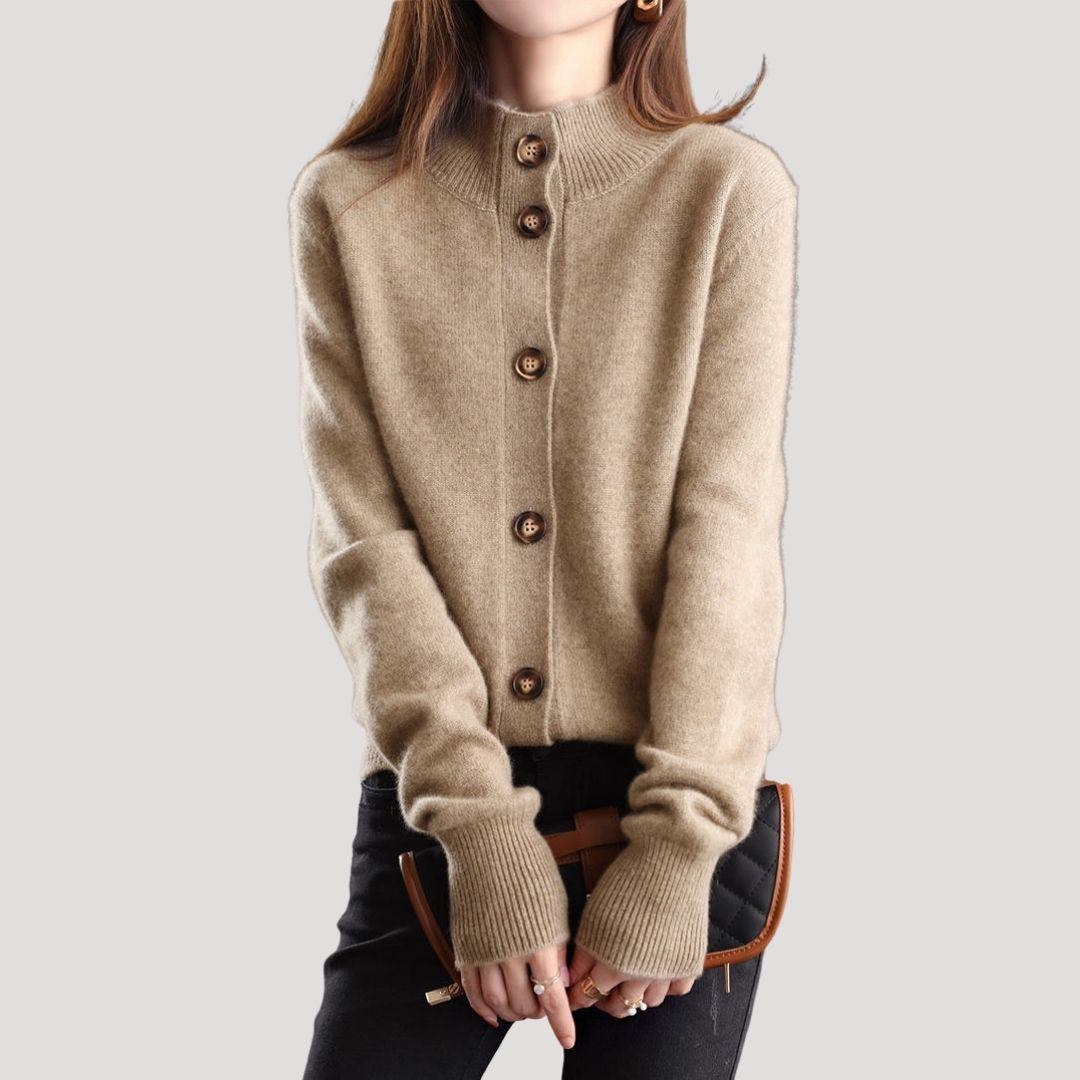 Women’s button up knitted winter cardigan with collar for casual layering