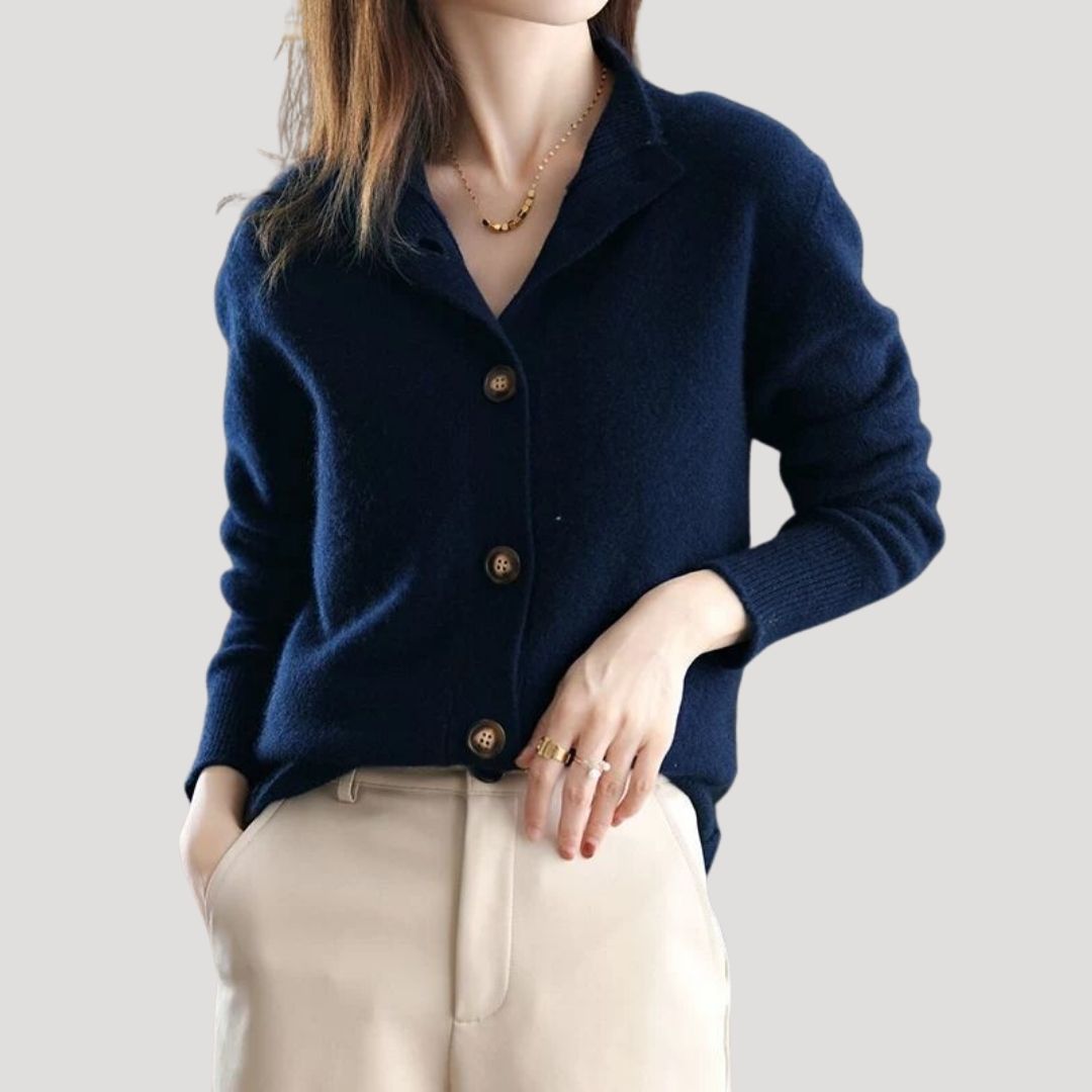 Women’s button up knitted winter cardigan with collar for casual layering